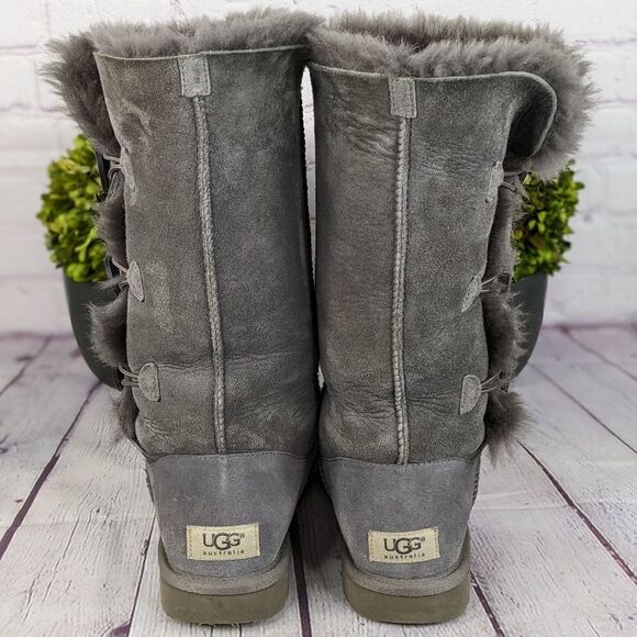 UGG Women's Bailey Button Triplet II Boots - Picture 5 of 10
